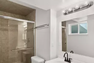 2353 E Cinnabar Ln S, Cottonwood Heights, UT 84121 - Photo 35