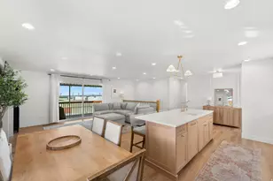 2353 E Cinnabar Ln S, Cottonwood Heights, UT 84121 - Photo 7