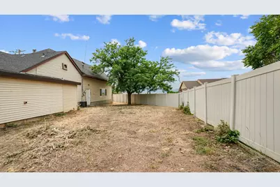 960 W 100 S, Orem, UT 84058 - Photo 25