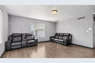 960 W 100 S, Orem, UT 84058 - Photo 5