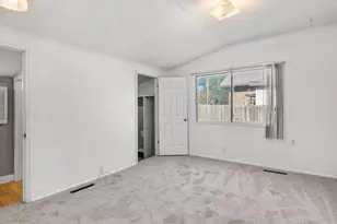 960 W 100 S, Orem, UT 84058 - Photo 9