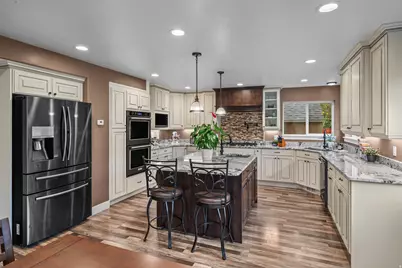 996 N 475 E, Orem, UT 84097 - Photo 9