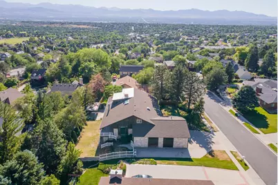 2444 E High Mountain Dr, Sandy, UT 84092 - Photo 45