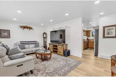 2088 W 7420 S, West Jordan, UT 84084 - Photo 5