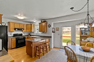 1294 Eastridge Cir, Logan, UT 84321 - Photo 5