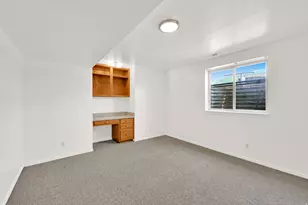 2664 N 1700 E, Layton, UT 84040 - Photo 27