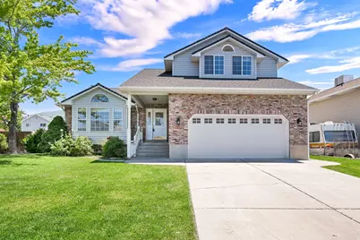 2664 N 1700 E, Layton, UT 84040 - Photo 1