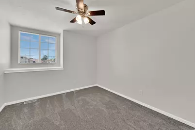2664 N 1700 E, Layton, UT 84040 - Photo 21