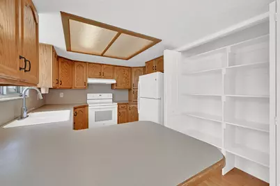 2664 N 1700 E, Layton, UT 84040 - Photo 7