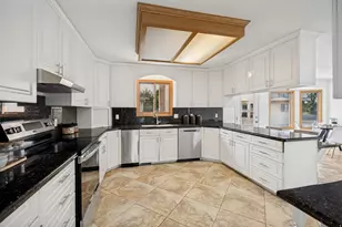 1102 E Loch Lomond Way, Millcreek, UT 84117 - Photo 15