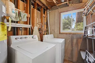 572 W 1680 N, Clinton, UT 84015 - Photo 31