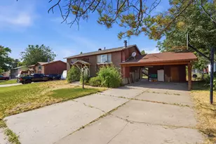 572 W 1680 Dr N, Clinton, UT 84015 - Photo 1