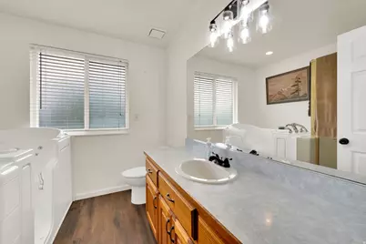 73 W 1340 S, Farmington, UT 84025 - Photo 9