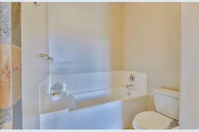 1954 N Hillcrest Rd, Saratoga Springs, UT 84045 - Photo 9