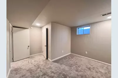 8097 S 535 E, Sandy, UT 84070 - Photo 11
