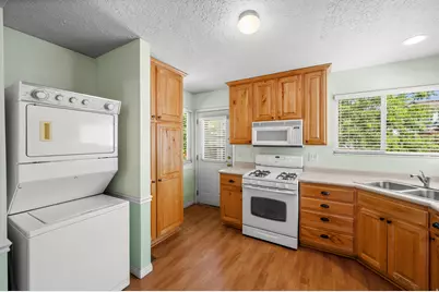 1181 E Lorraine Dr S, Millcreek, UT 84106 - Photo 7