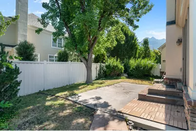 1989 E Donelson Ln, Holladay, UT 84117 - Photo 25