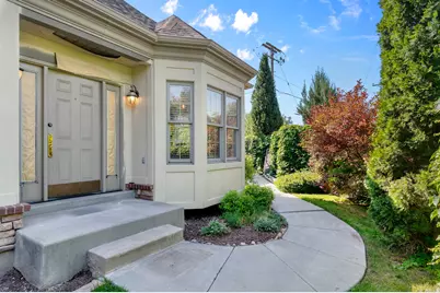 1989 E Donelson Ln, Holladay, UT 84117 - Photo 23