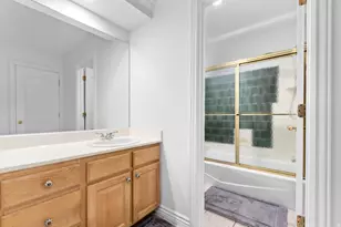 1989 E Donelson Ln, Holladay, UT 84117 - Photo 17