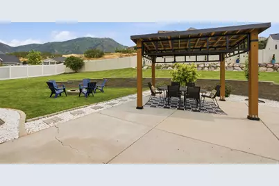 222 E Ridge View Dr, Elk Ridge, UT 84651 - Photo 37