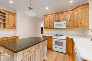 794 N Valley View Cir E, Elk Ridge, UT 84651 - Photo 29