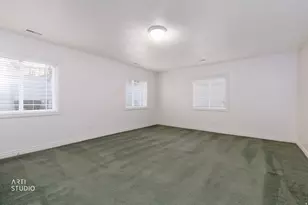 794 N Valley View Cir E, Elk Ridge, UT 84651 - Photo 35