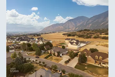 794 N Valley View Cir E, Elk Ridge, UT 84651 - Photo 59