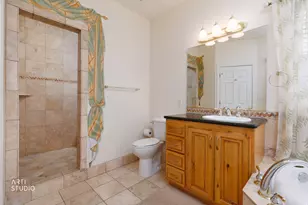 794 N Valley View Cir E, Elk Ridge, UT 84651 - Photo 23