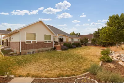 794 N Valley View Cir E, Elk Ridge, UT 84651 - Photo 47