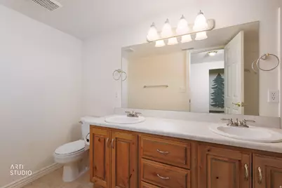 794 N Valley View Cir E, Elk Ridge, UT 84651 - Photo 45