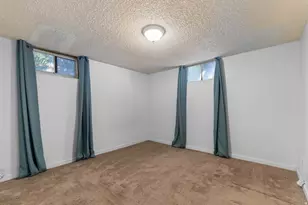 8637 W Helen Dr S, Magna, UT 84044 - Photo 17