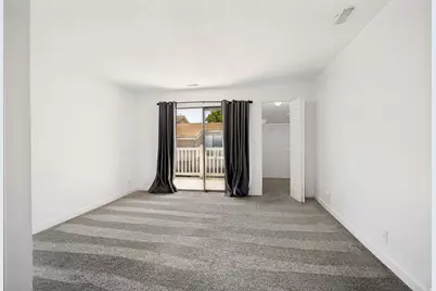 8736 S Oakwood Park Cir, Sandy, UT 84094 - Photo 15