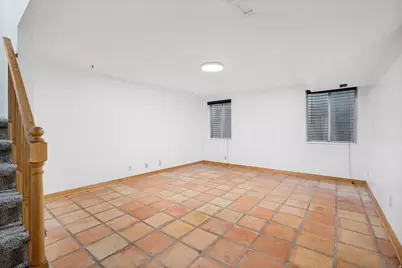 8736 S Oakwood Park Cir, Sandy, UT 84094 - Photo 19