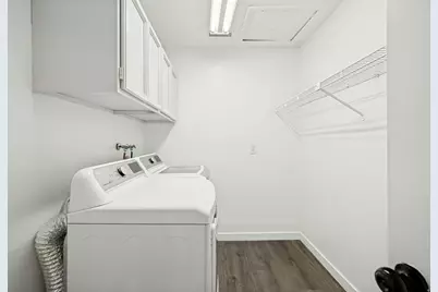 8736 S Oakwood Park Cir, Sandy, UT 84094 - Photo 25