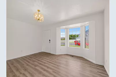 949 W 1800 N, Mapleton, UT 84664 - Photo 9