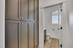 5172 W Lake Ave, South Jordan, UT 84009 - Photo 19