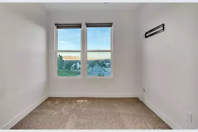 5172 W Lake Ave, South Jordan, UT 84009 - Photo 31