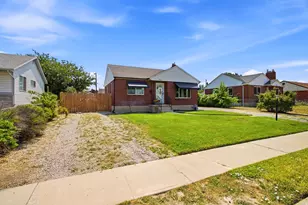 7405 S Locust St, Midvale, UT 84047 - Photo 3