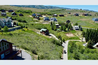 753 N Blackberry Dr #4, Garden City, UT 84028 - Photo 15