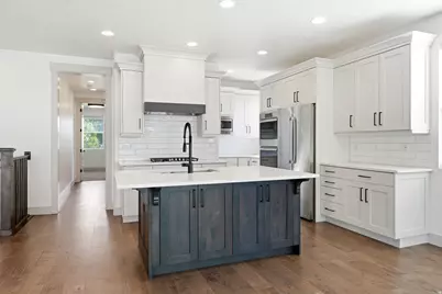 1895 W 75 S, Kaysville, UT 84037 - Photo 9