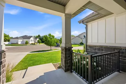 1895 W 75 S, Kaysville, UT 84037 - Photo 5