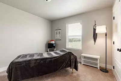 9283 N Vernham Ln, Eagle Mountain, UT 84005 - Photo 13