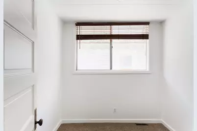 1045 W Euclid Ave, Salt Lake City, UT 84104 - Photo 13
