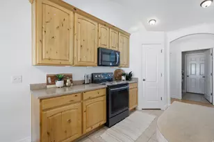 13524 S Grand Trotter Way, Herriman, UT 84096 - Photo 15
