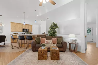 13524 S Grand Trotter Way, Herriman, UT 84096 - Photo 11