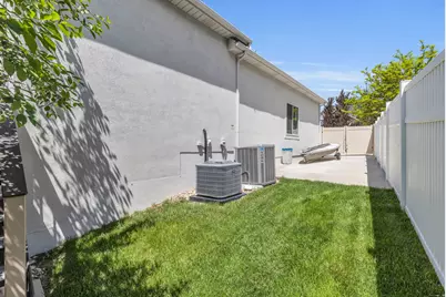 2680 E Bridgeport Ave. S, Cottonwood Heights, UT 84121 - Photo 71