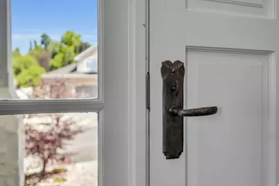 2680 E Bridgeport Ave. S, Cottonwood Heights, UT 84121 - Photo 5
