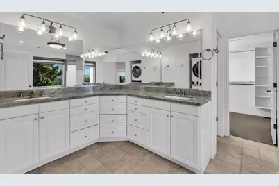2680 E Bridgeport Ave. S, Cottonwood Heights, UT 84121 - Photo 27