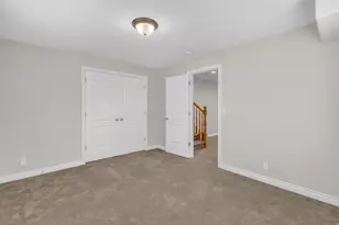 2680 E Bridgeport Ave S, Cottonwood Heights, UT 84121 - Photo 63