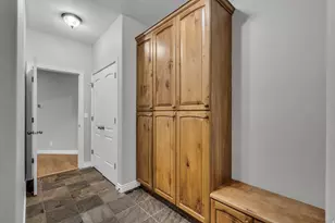 2680 E Bridgeport Ave S, Cottonwood Heights, UT 84121 - Photo 43
